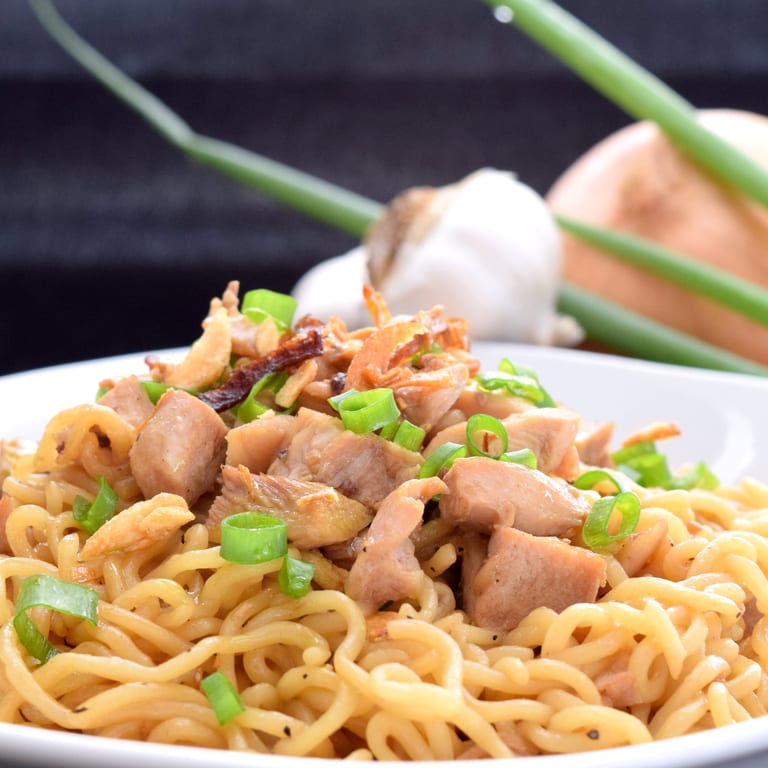 Diner and Asian-Fusion Delivery Options