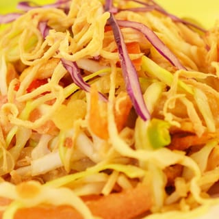 Ginger Salad (Gin Thote)